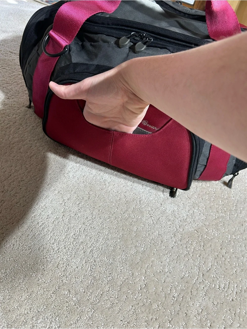 Vintage Eddie Bauer Black & Burgundy Duffle Travel Bag With Multiple Compartment